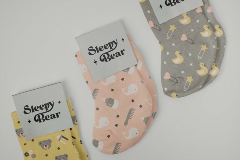 sleepy-bear-socks
